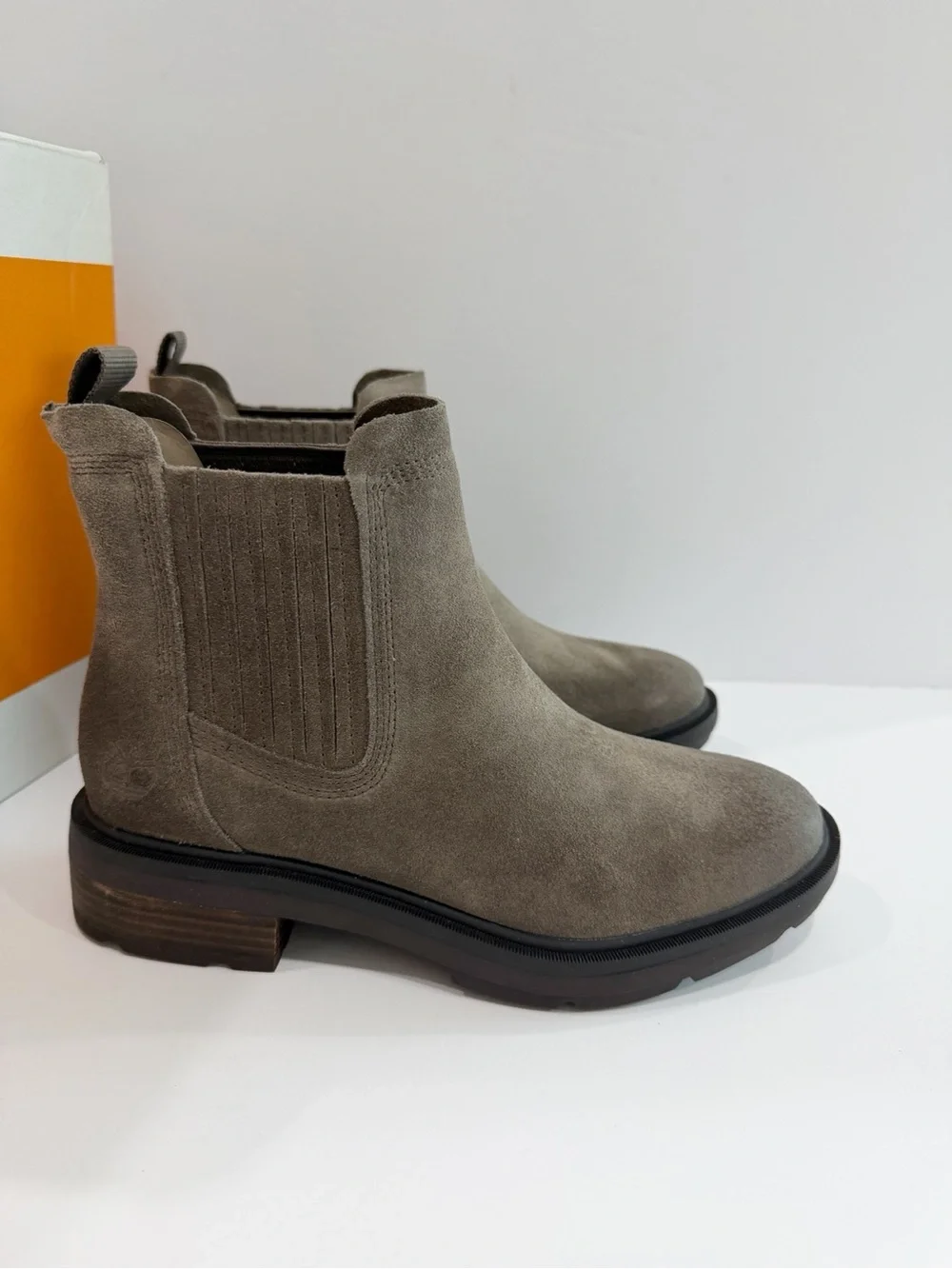 Timberland Women's Brimfield Mid Pull On Chelsea Ankle Boots
